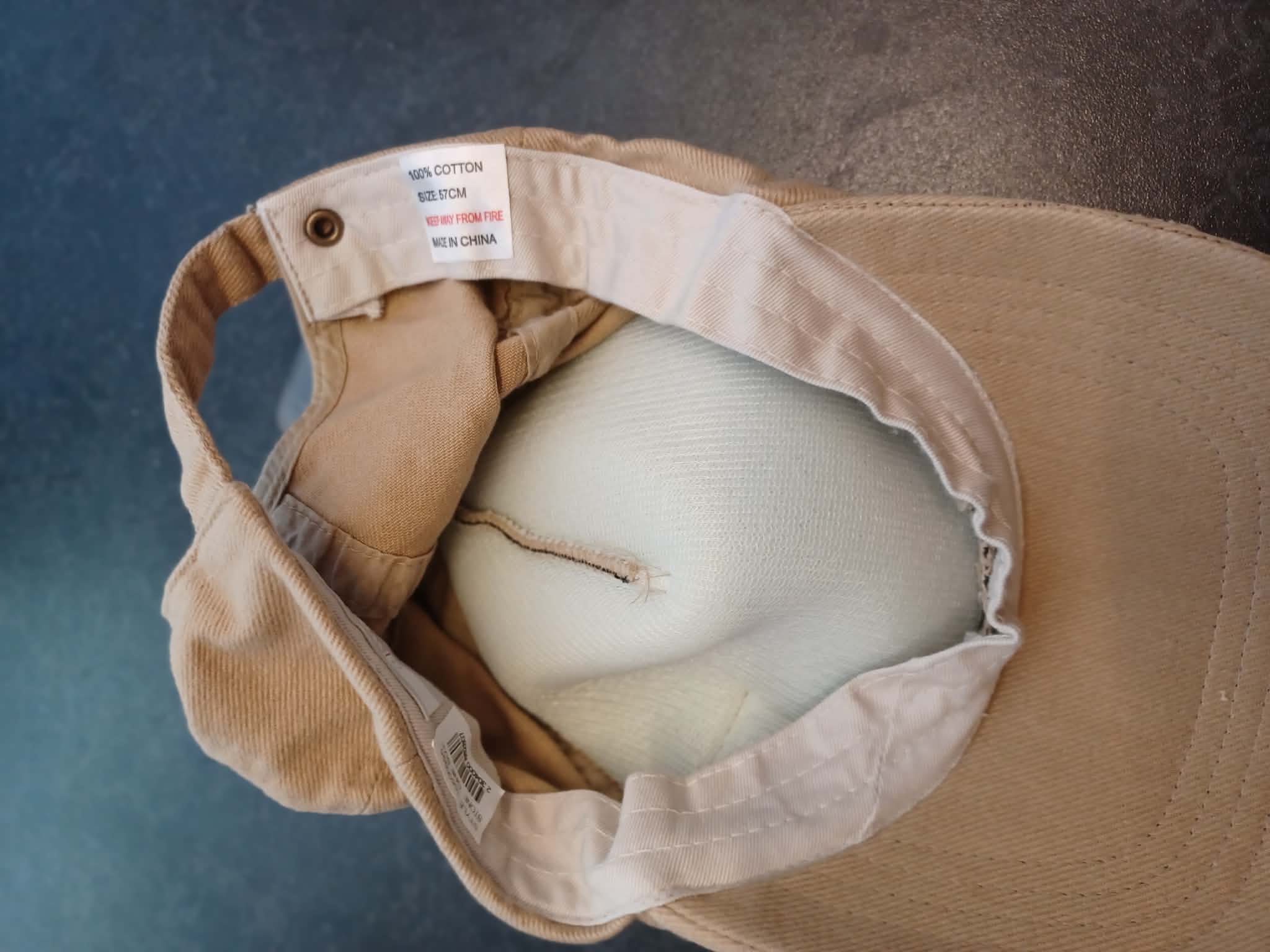 A Wear Stone Buckle Baseball Cap - Image 3