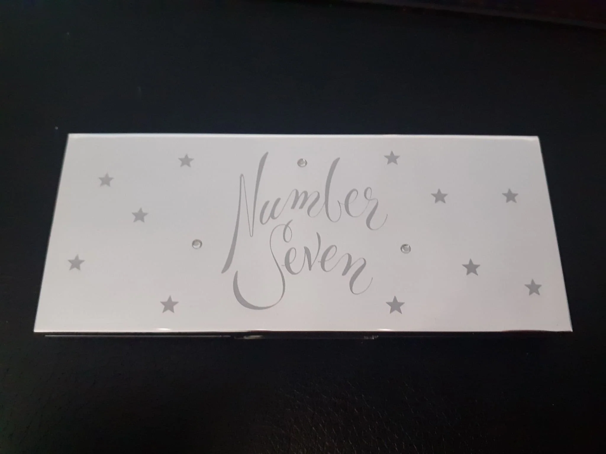 Number Seven Anniversary Compact - Image 2