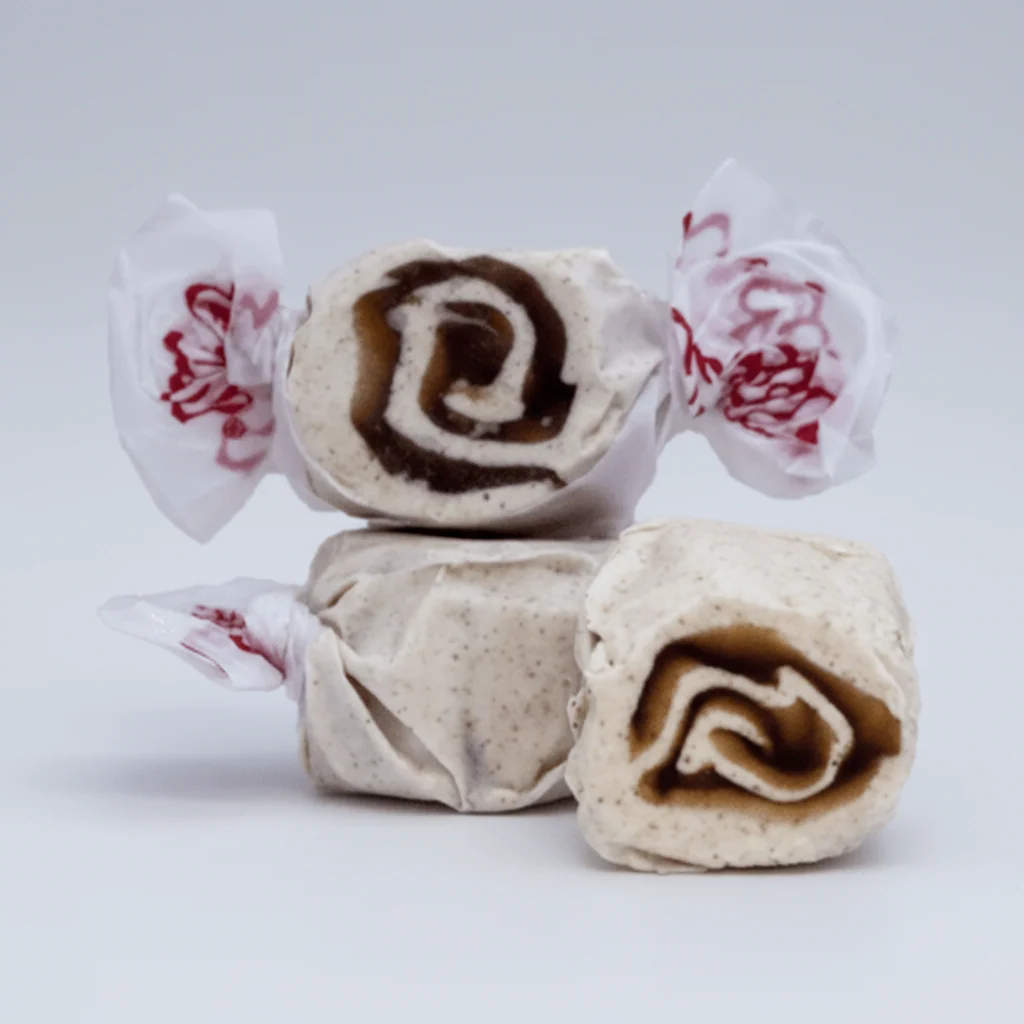 Taffy Town Cinnamon Roll Salt Water Taffy 100g ( US )