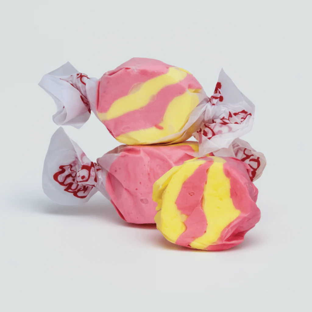 Taffy Town Strawberry Banana Salt Water Taffy 100g ( US )