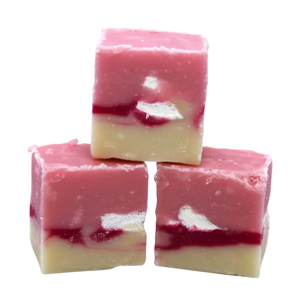 The Fudge Factory Boozy Eton Mess Flavour 100g ( UK )