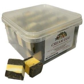 The Fudge Factory Cream Egg Fudge 100g (UK)